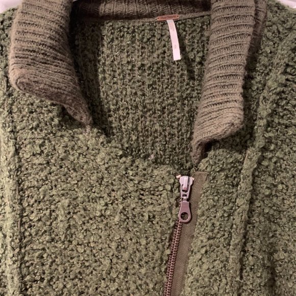 NEW Free People Wool Blend Ivory Crochet Asymmetrical Zip Sweatshirt Oversized - Picture 4 of 8